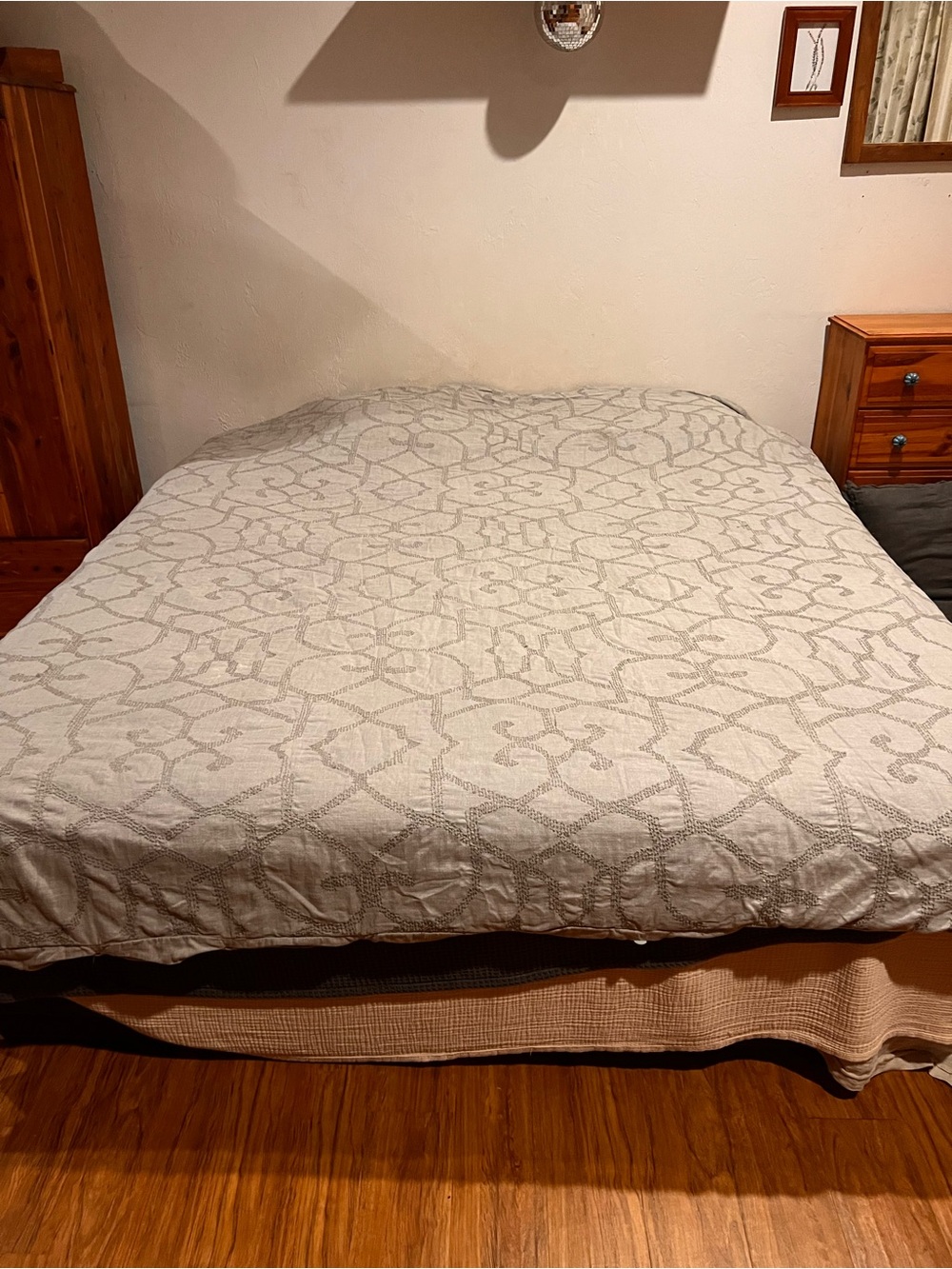 Restoration Hardware- full/queen embroidered duvet 100% cotton